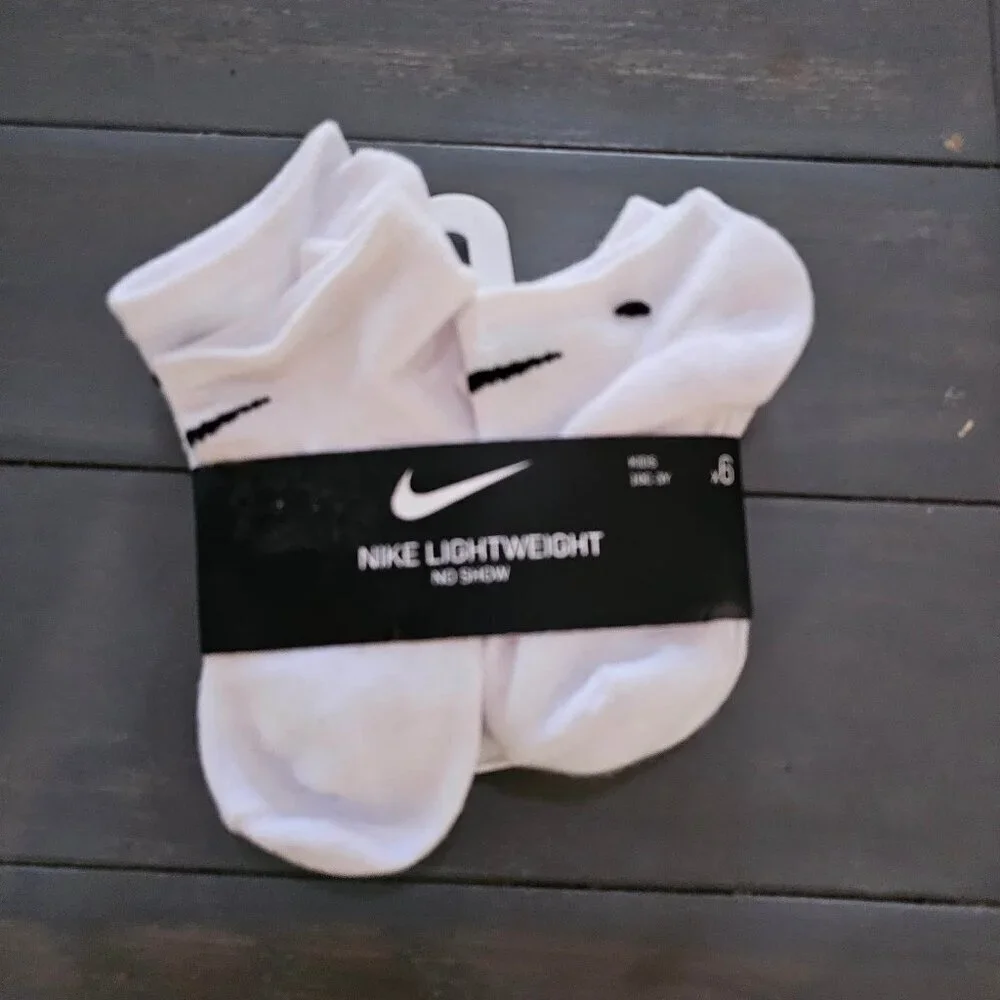 Nike Boys White Basic No Show Socks 6 Pack Sz 10-3 Y